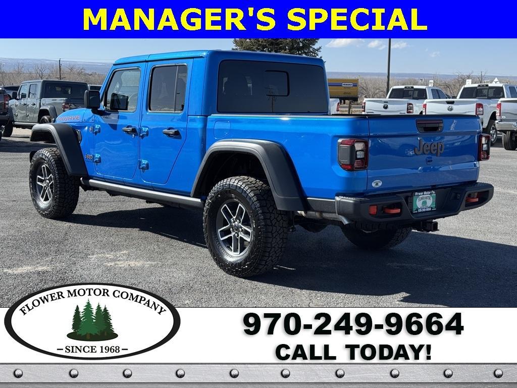 new 2025 Jeep Gladiator car, priced at $49,223