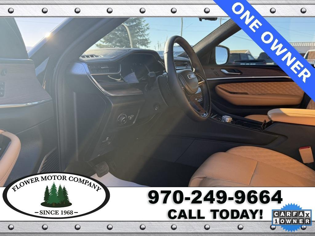used 2024 Jeep Grand Cherokee car, priced at $52,454