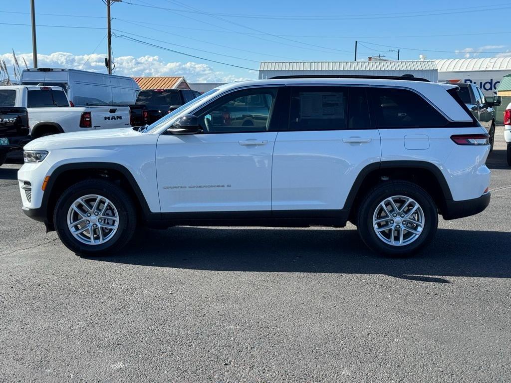 new 2025 Jeep Grand Cherokee car, priced at $45,069