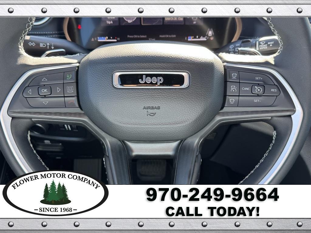 new 2025 Jeep Grand Cherokee car, priced at $40,014