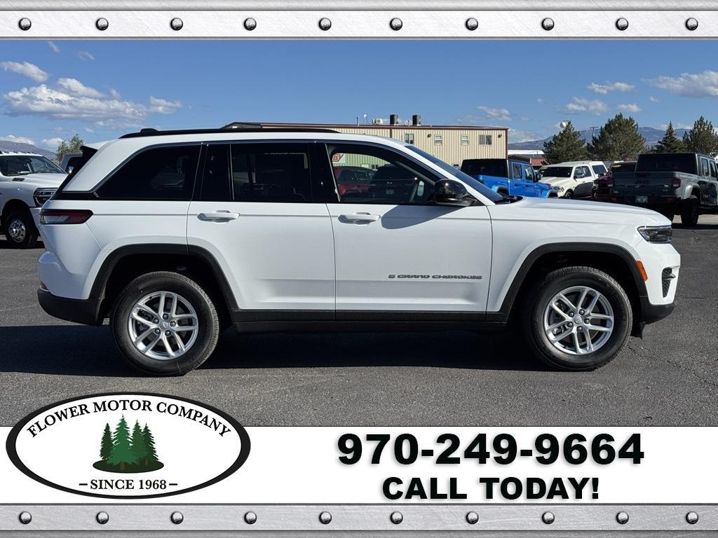 new 2025 Jeep Grand Cherokee car, priced at $40,014