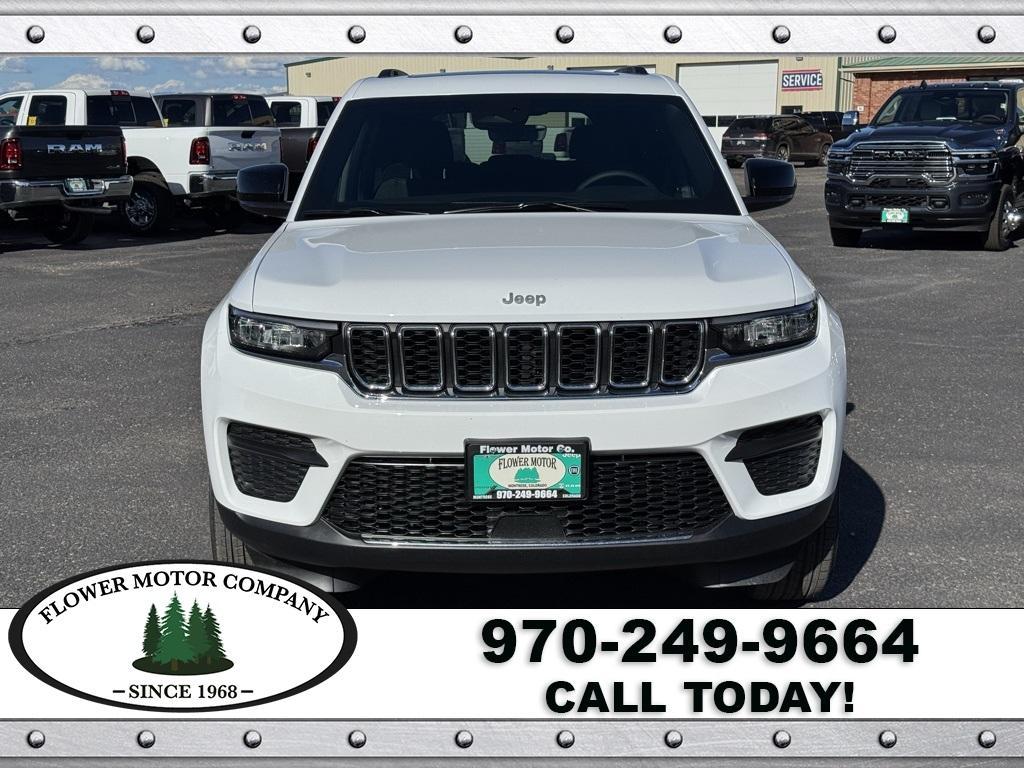new 2025 Jeep Grand Cherokee car, priced at $40,014