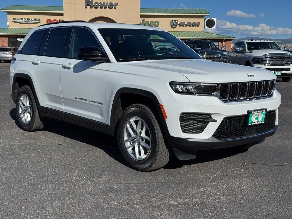 new 2025 Jeep Grand Cherokee car, priced at $45,069