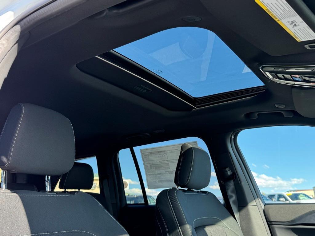 new 2025 Jeep Grand Cherokee car, priced at $45,069