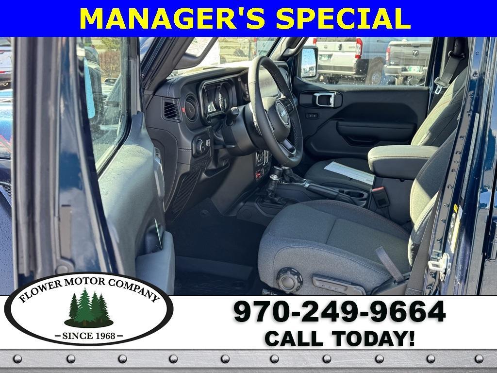 new 2025 Jeep Wrangler car, priced at $54,784