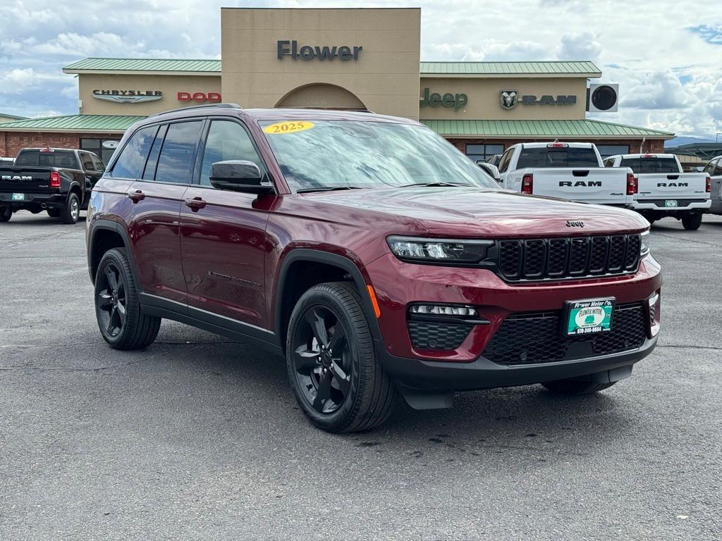 new 2025 Jeep Grand Cherokee car, priced at $57,934
