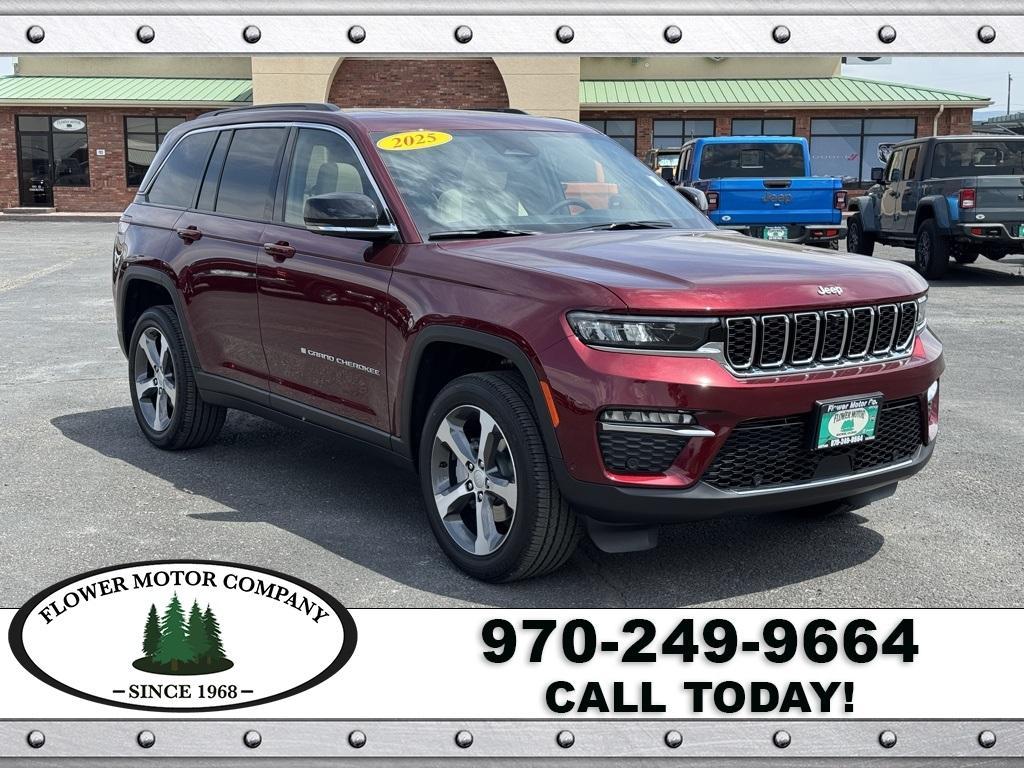 new 2025 Jeep Grand Cherokee car, priced at $54,743