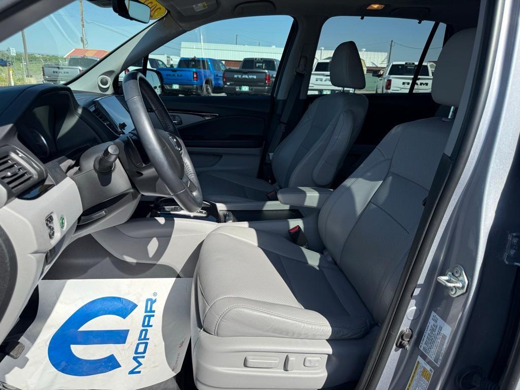 used 2021 Honda Pilot car, priced at $33,205