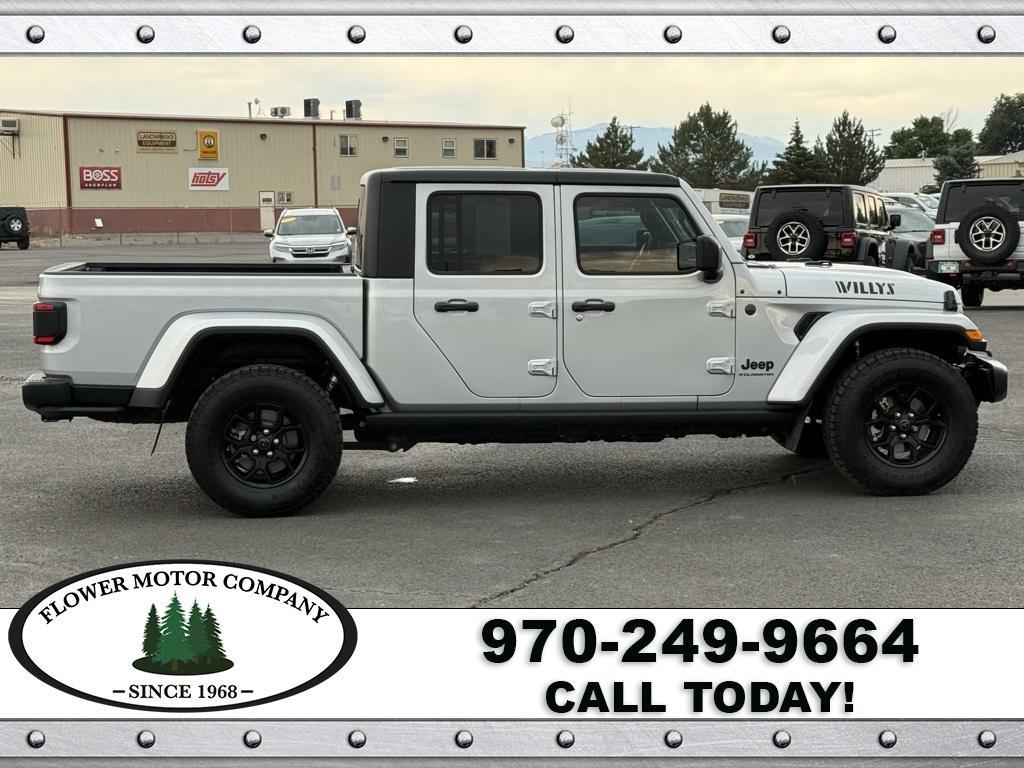 used 2024 Jeep Gladiator car, priced at $43,000