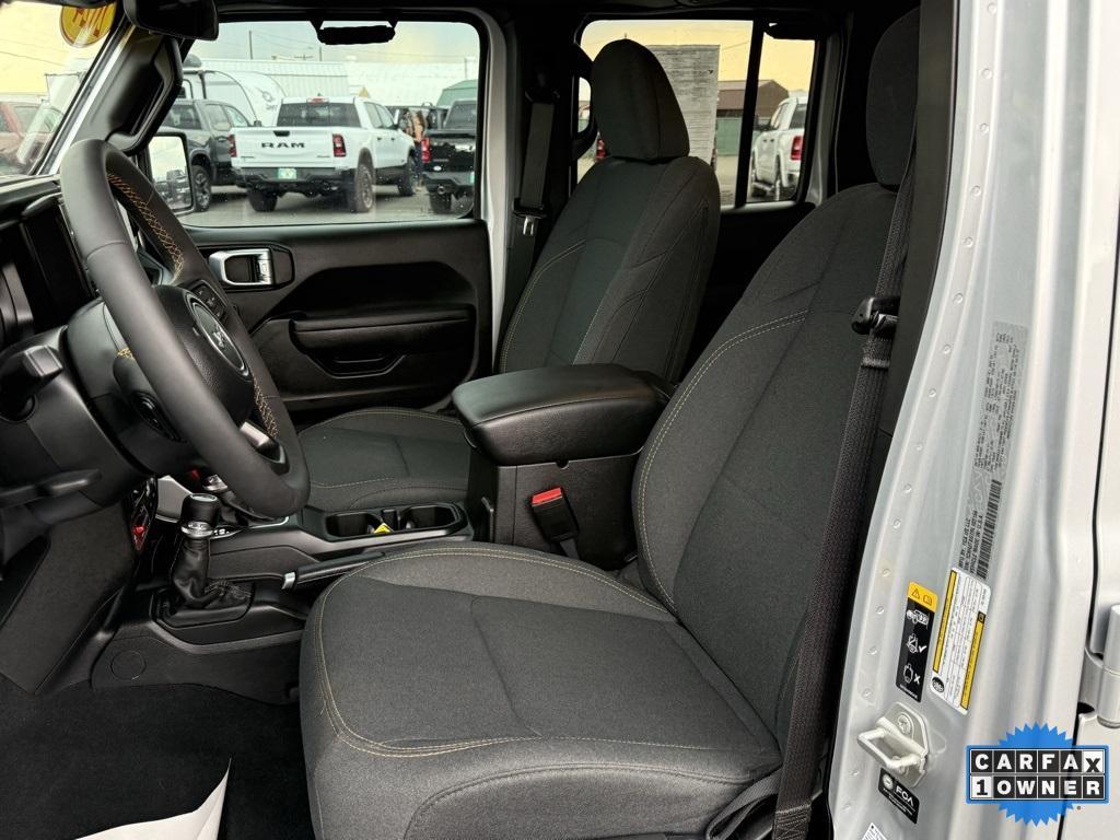 used 2024 Jeep Gladiator car, priced at $39,558