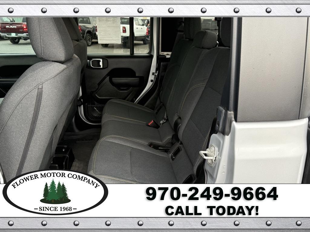 used 2024 Jeep Gladiator car, priced at $43,000