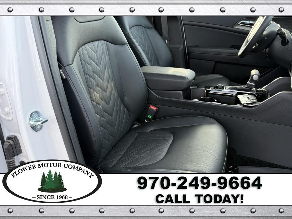 used 2025 Kia Sportage car, priced at $32,000