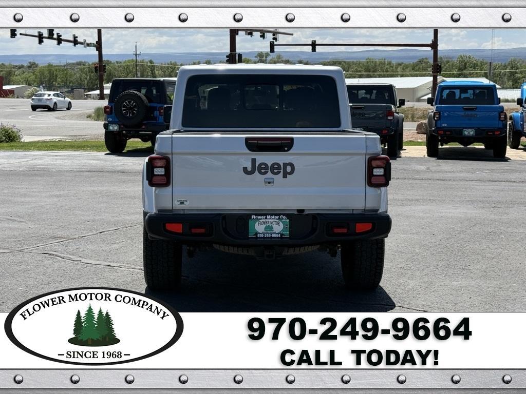 used 2022 Jeep Gladiator car, priced at $40,485
