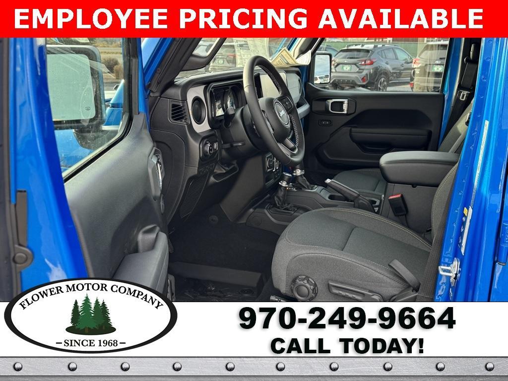 new 2025 Jeep Gladiator car, priced at $50,539