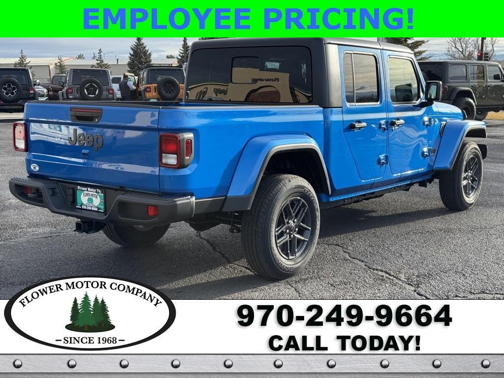 new 2025 Jeep Gladiator car, priced at $49,494
