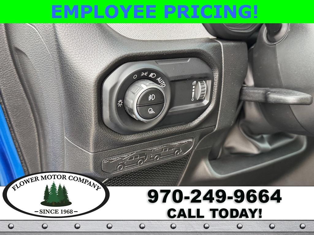 new 2025 Jeep Gladiator car, priced at $49,494