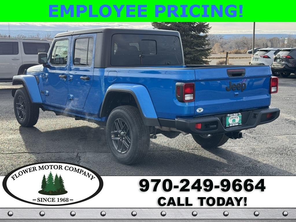 new 2025 Jeep Gladiator car, priced at $49,494