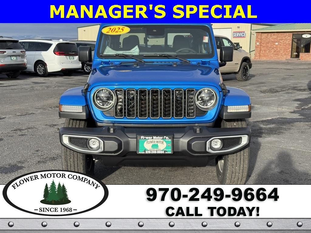 new 2025 Jeep Gladiator car, priced at $48,452