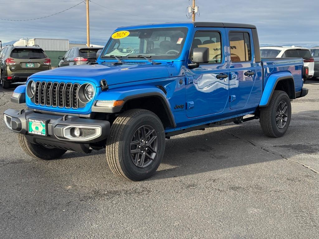 new 2025 Jeep Gladiator car, priced at $53,789