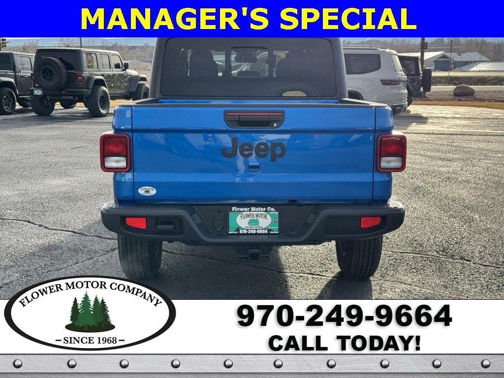 new 2025 Jeep Gladiator car, priced at $48,452