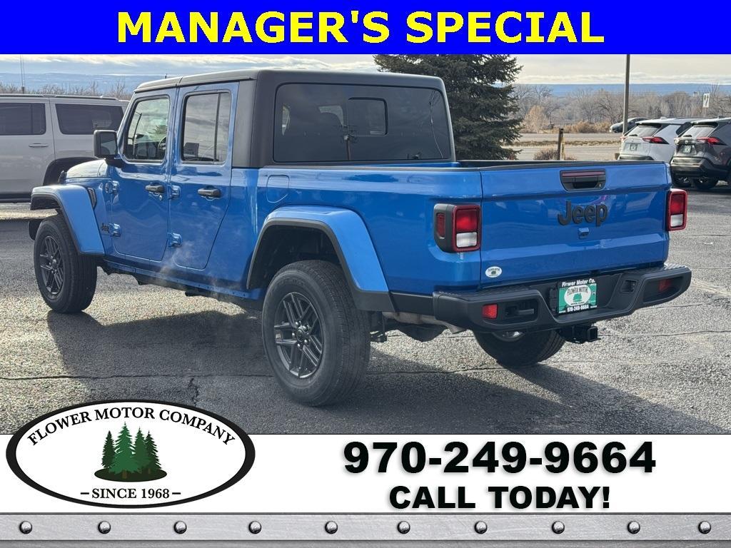 new 2025 Jeep Gladiator car, priced at $48,452
