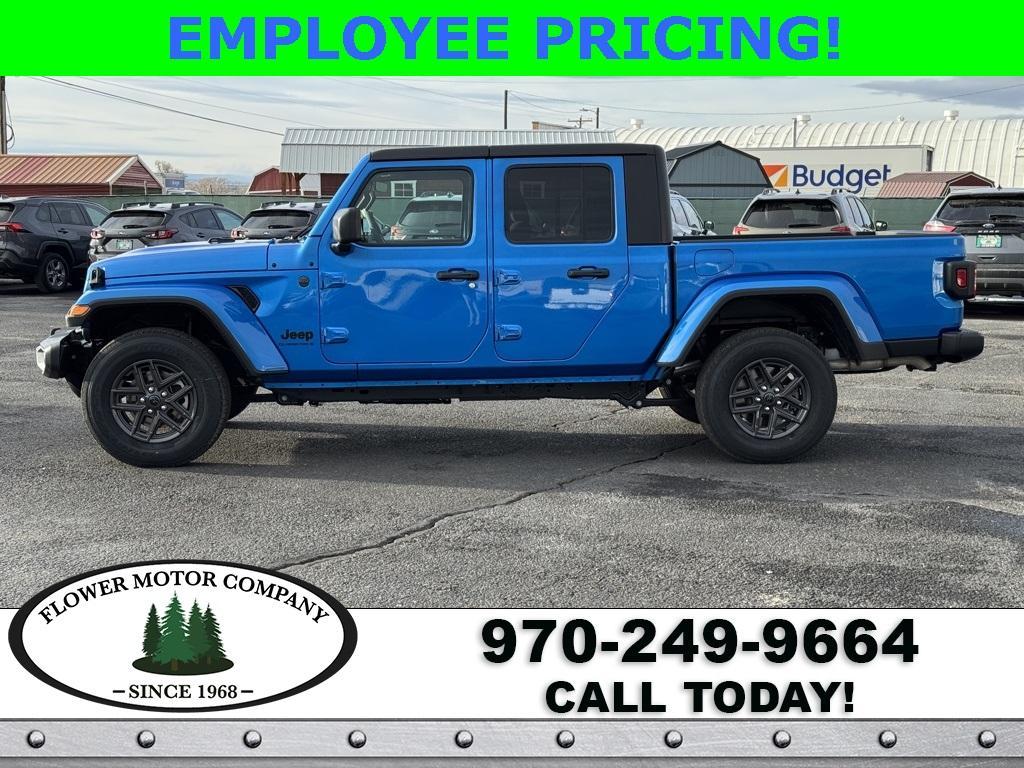 new 2025 Jeep Gladiator car, priced at $49,494