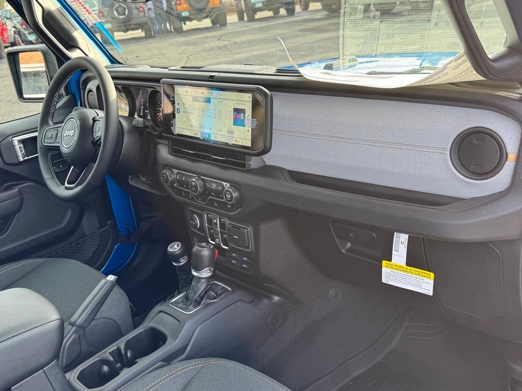 new 2025 Jeep Gladiator car, priced at $53,789