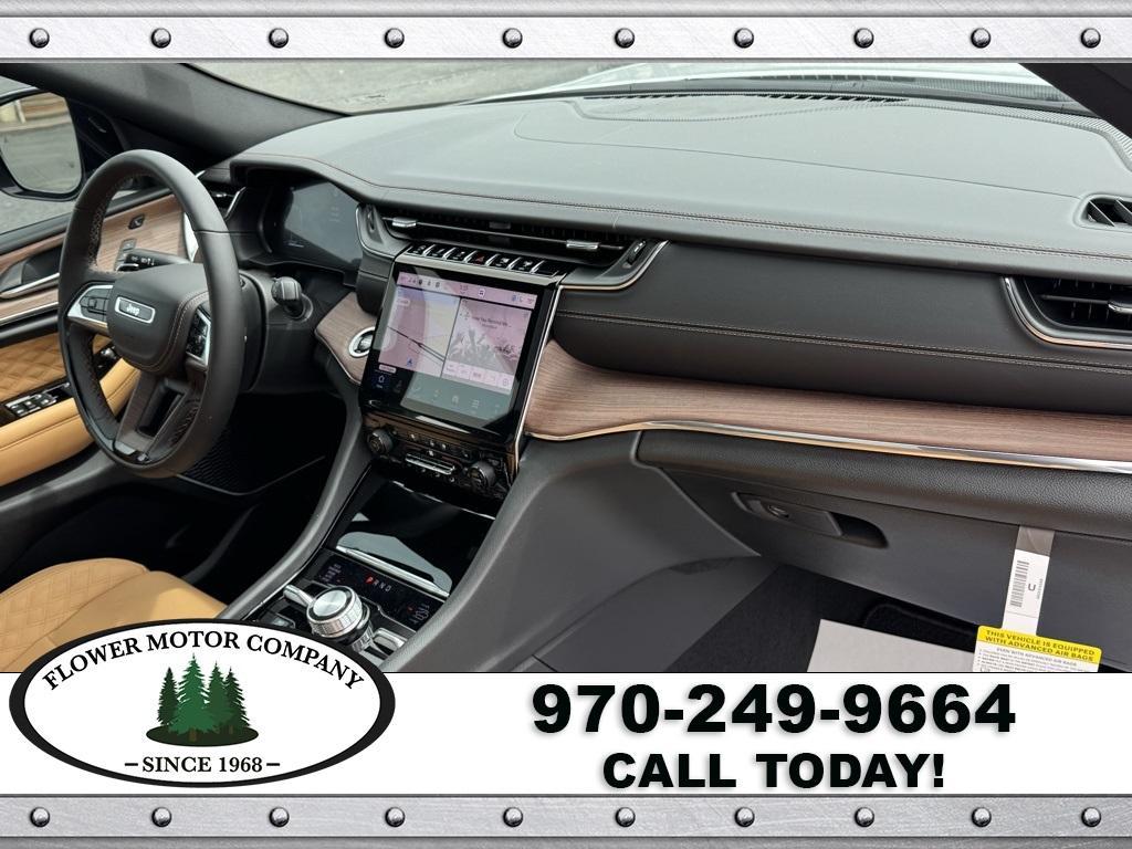 new 2025 Jeep Grand Cherokee car