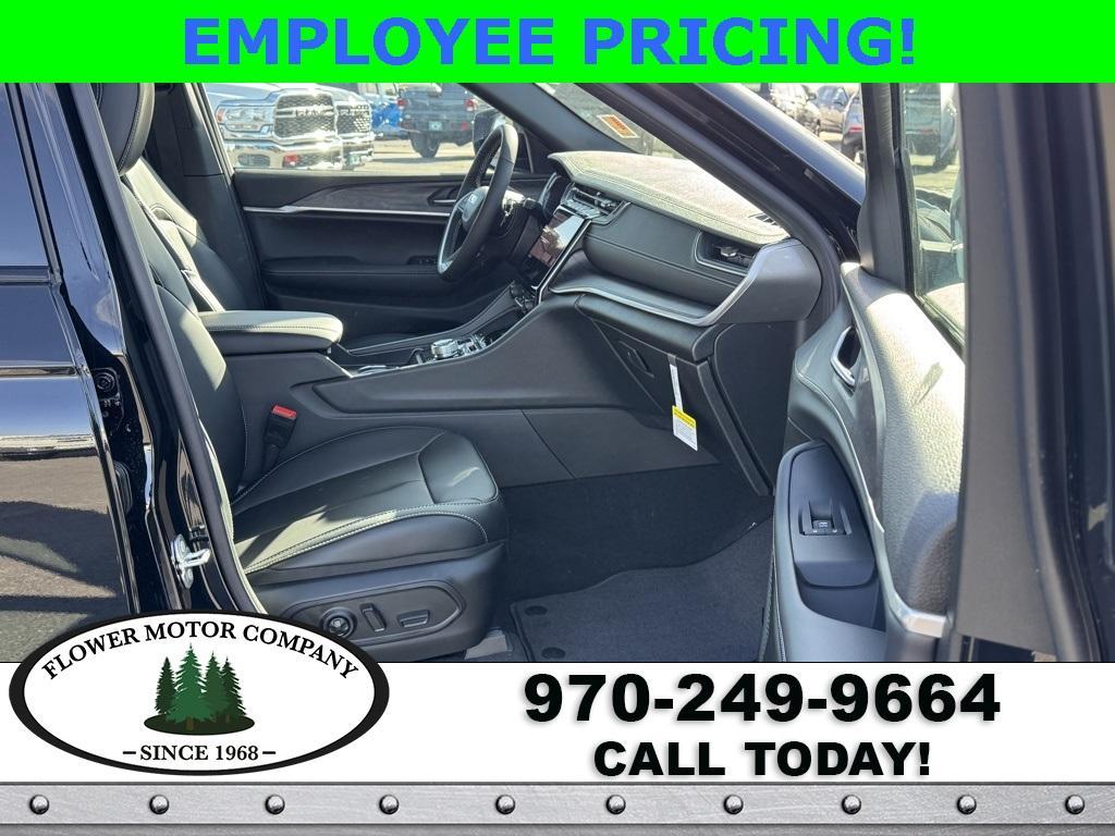 new 2025 Jeep Grand Cherokee L car, priced at $54,697