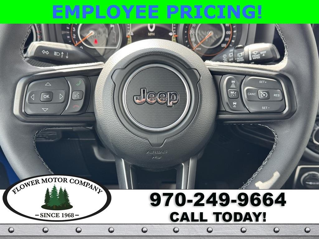 new 2025 Jeep Wrangler car, priced at $59,028