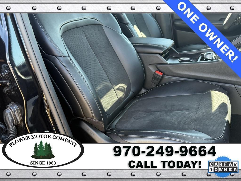 used 2024 Jeep Grand Cherokee car, priced at $40,420
