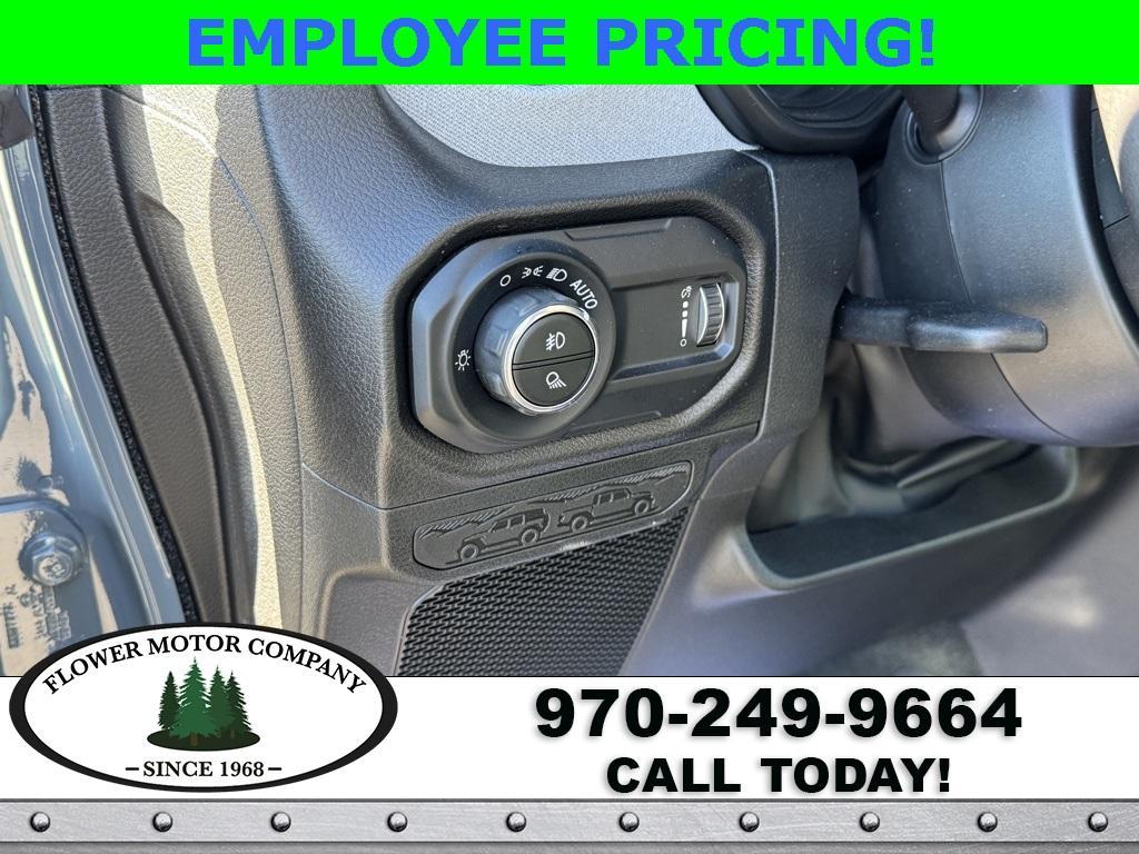 new 2025 Jeep Gladiator car, priced at $49,494