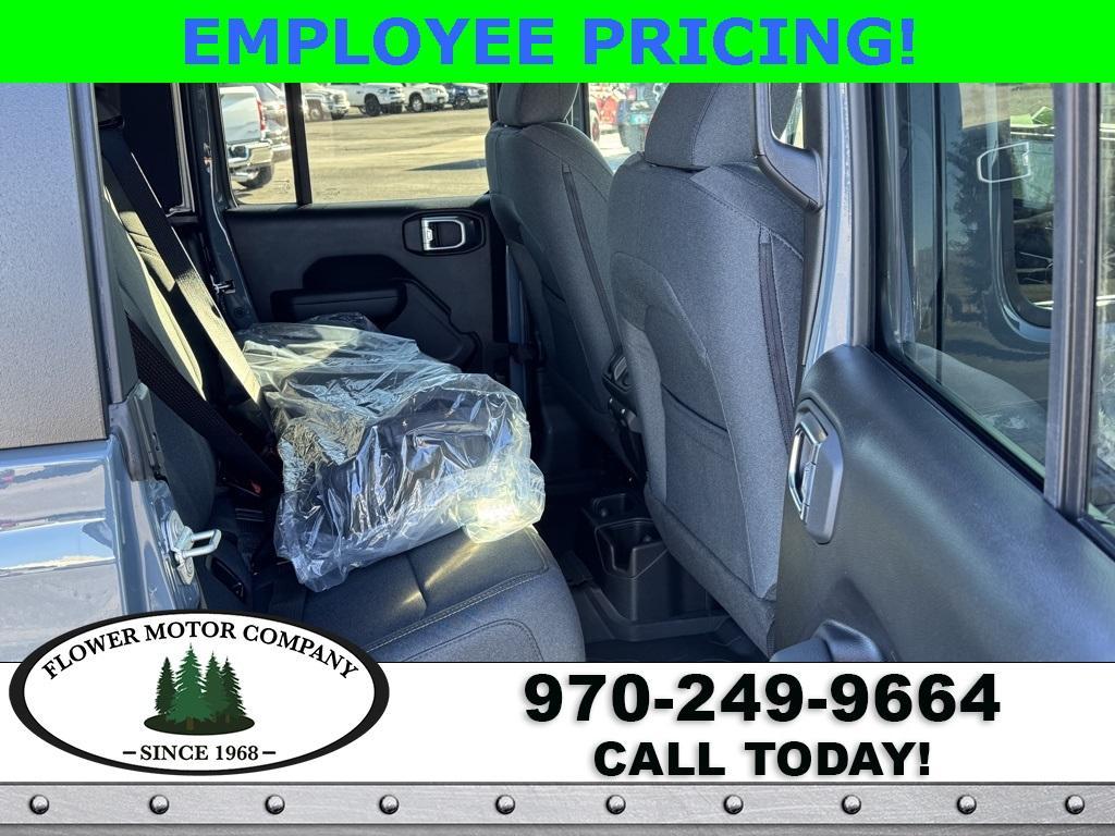 new 2025 Jeep Gladiator car, priced at $49,494