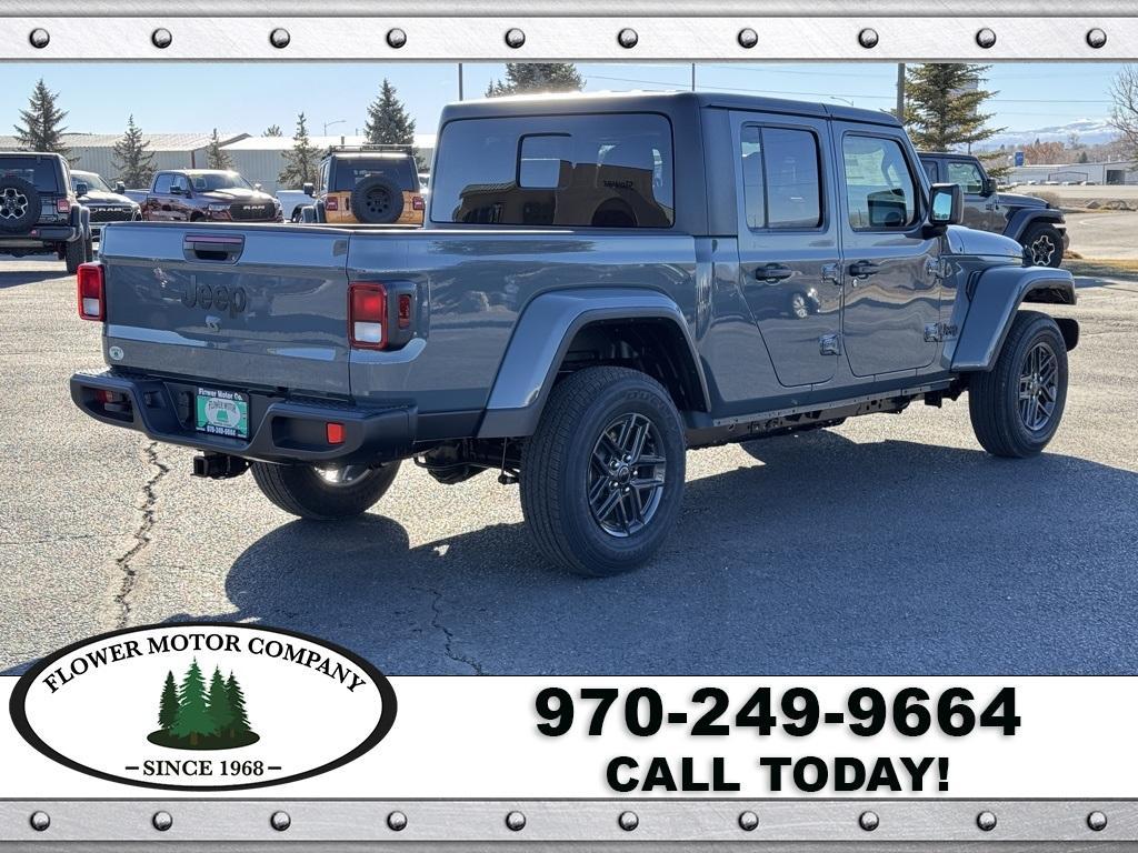 new 2025 Jeep Gladiator car, priced at $52,289