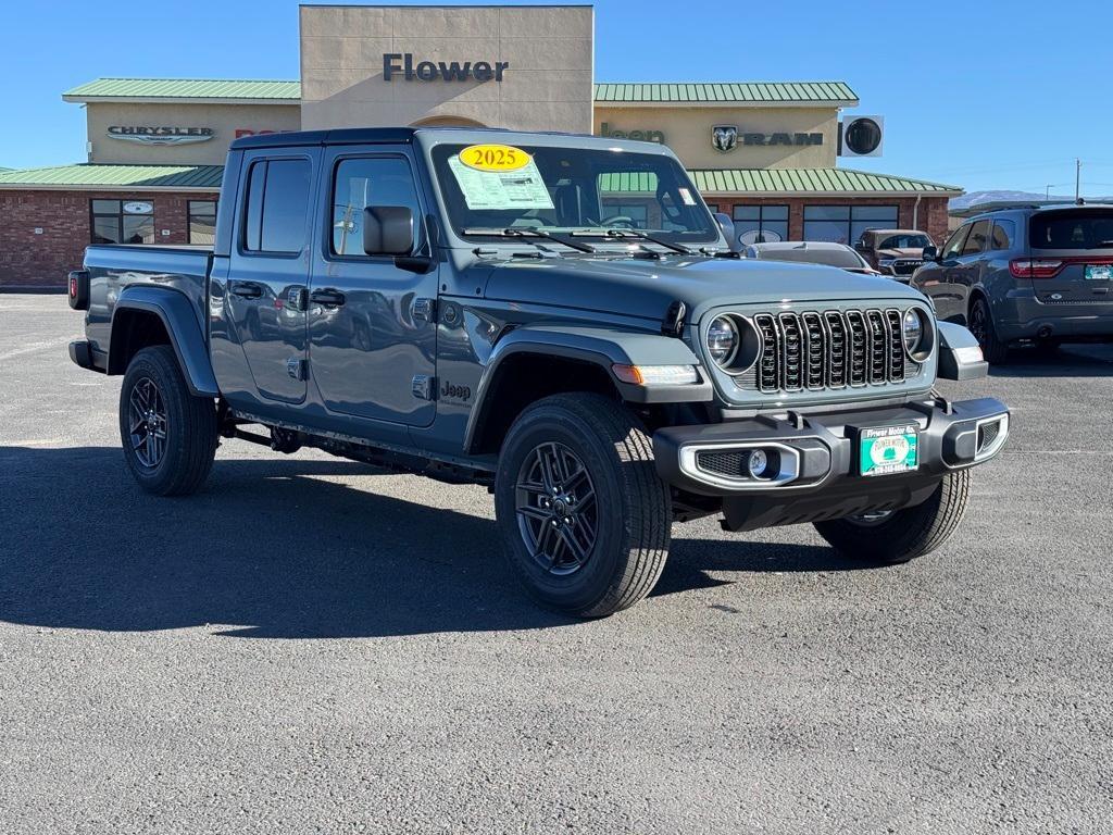 new 2025 Jeep Gladiator car, priced at $53,789
