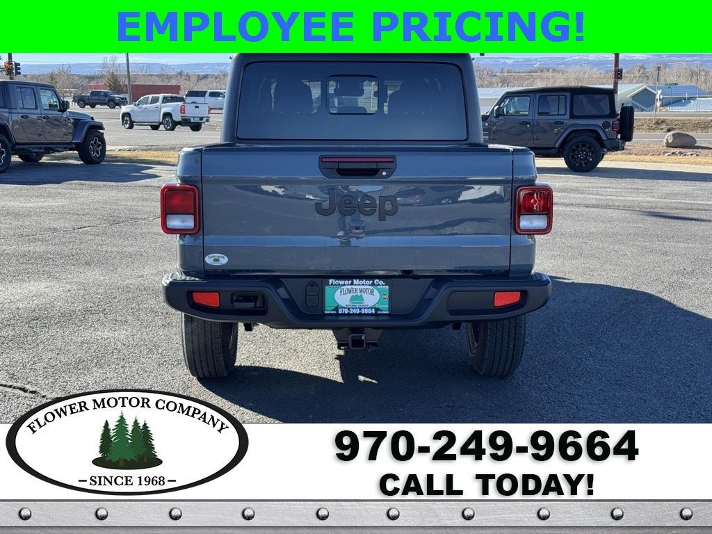 new 2025 Jeep Gladiator car, priced at $49,494