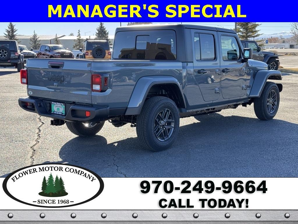 new 2025 Jeep Gladiator car, priced at $45,952