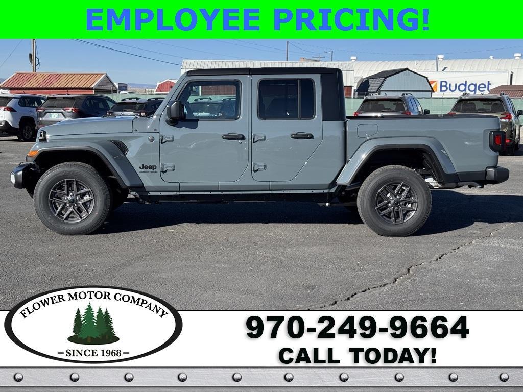 new 2025 Jeep Gladiator car, priced at $49,494