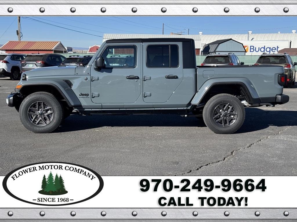 new 2025 Jeep Gladiator car, priced at $52,289