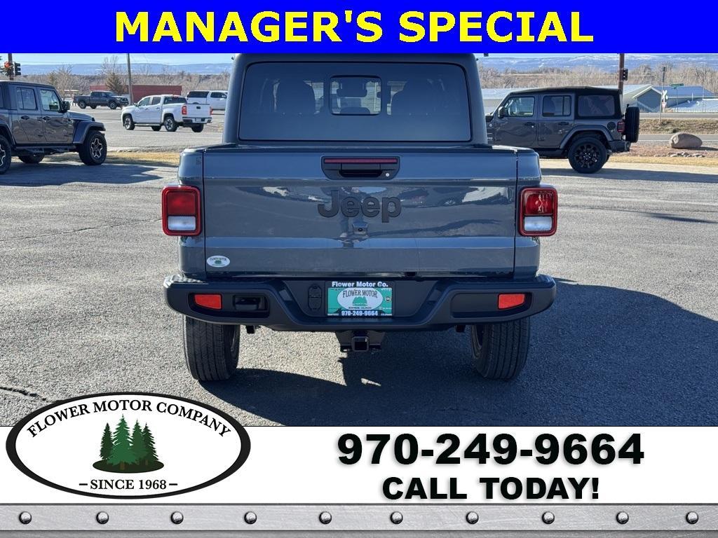 new 2025 Jeep Gladiator car, priced at $45,952