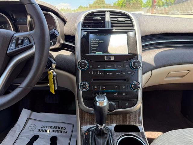used 2015 Chevrolet Malibu car, priced at $10,999