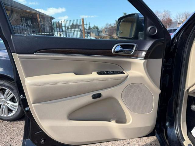 used 2014 Jeep Grand Cherokee car, priced at $11,999