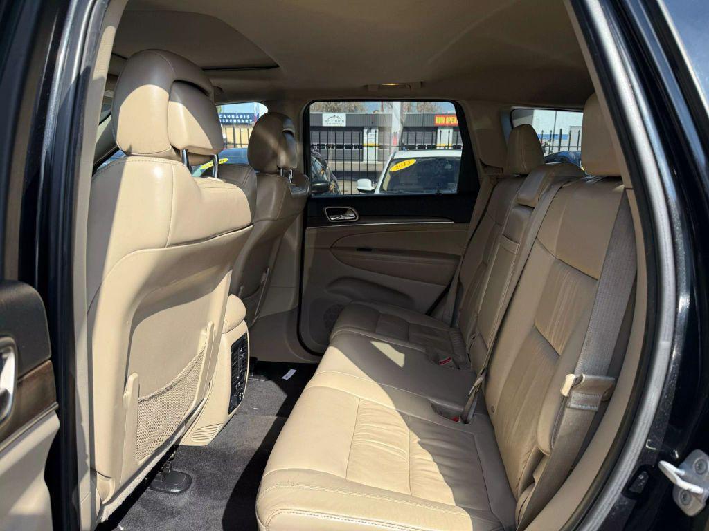 used 2014 Jeep Grand Cherokee car, priced at $10,999
