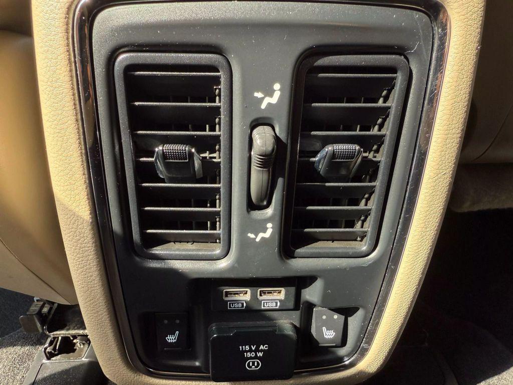 used 2014 Jeep Grand Cherokee car, priced at $10,999