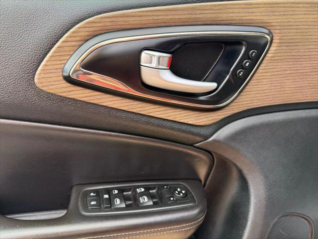 used 2016 Chrysler 200 car, priced at $10,999