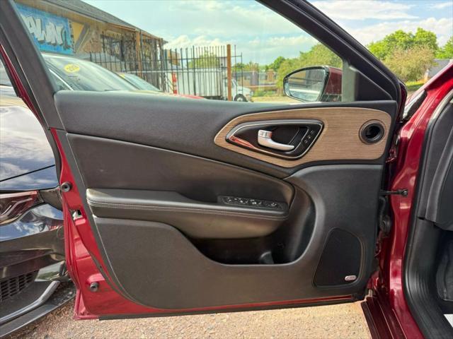 used 2016 Chrysler 200 car, priced at $10,999