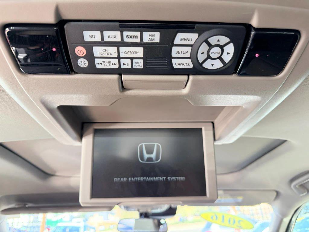 used 2016 Honda Pilot car, priced at $18,999