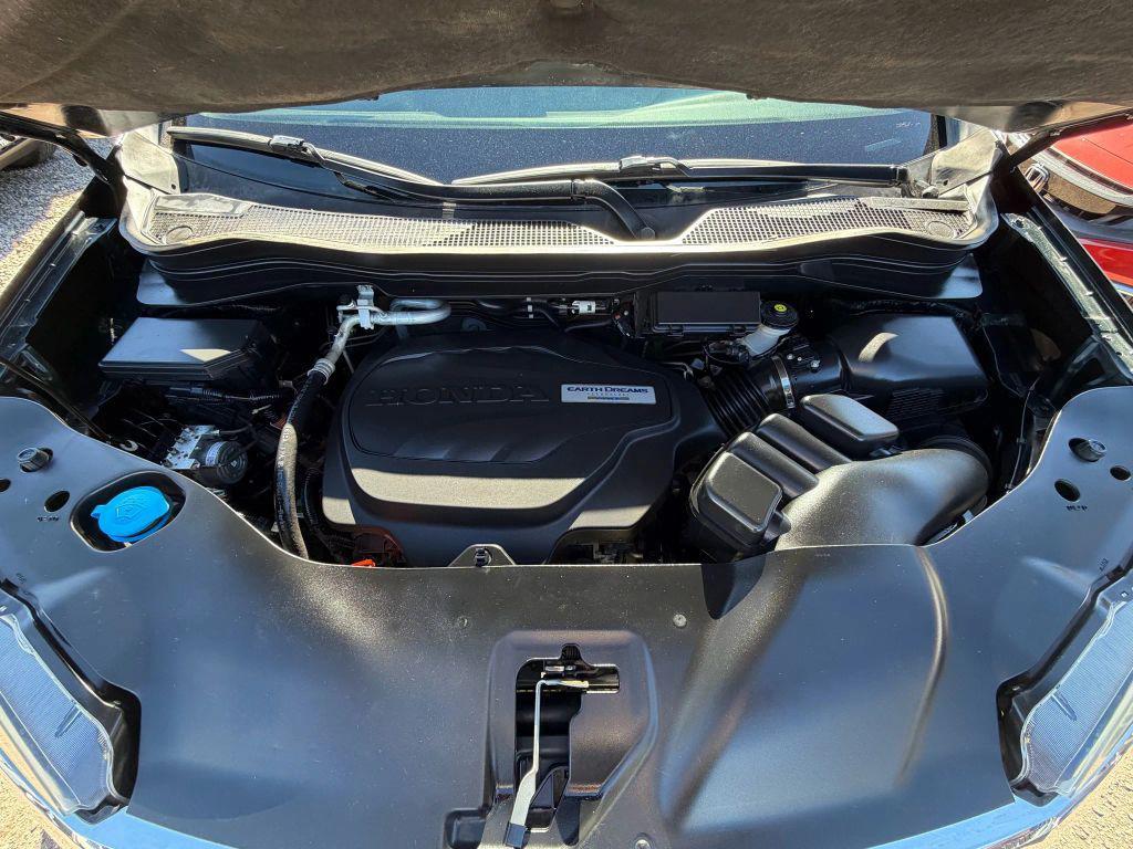 used 2016 Honda Pilot car, priced at $18,999