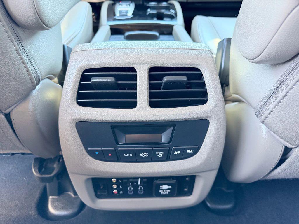 used 2016 Honda Pilot car, priced at $18,999