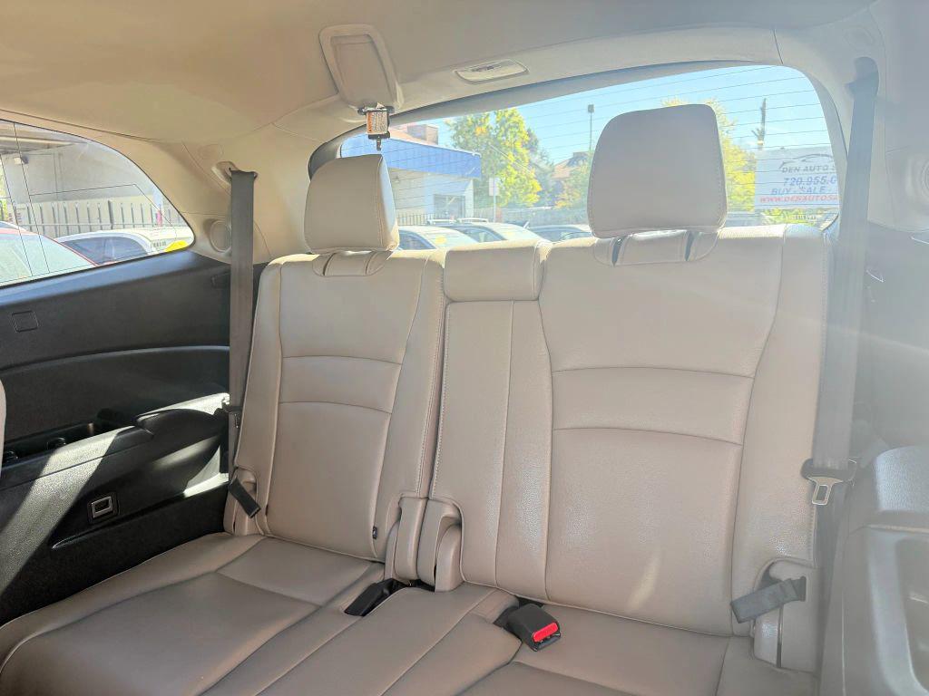 used 2016 Honda Pilot car, priced at $18,999